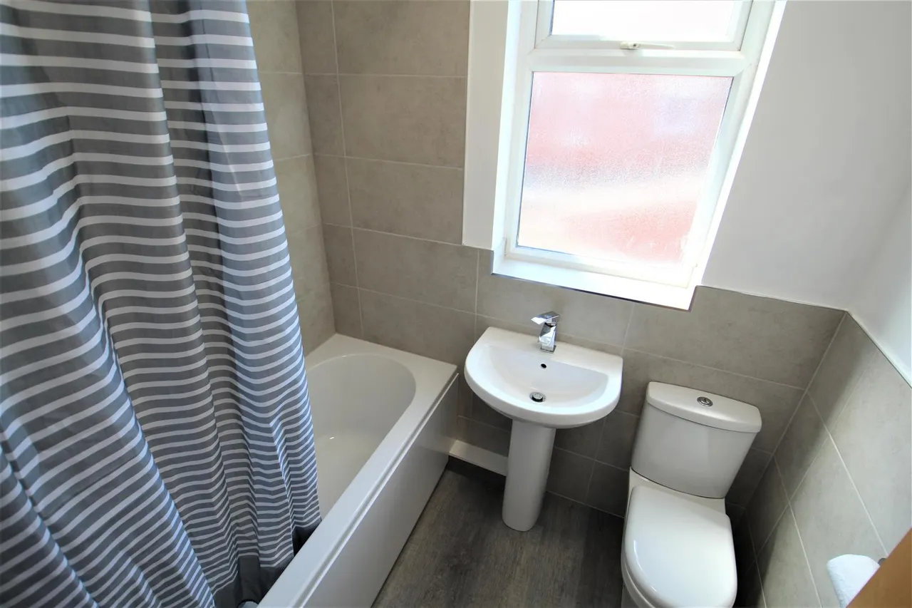Winston Gardens, Headingley, LS6, photo 6