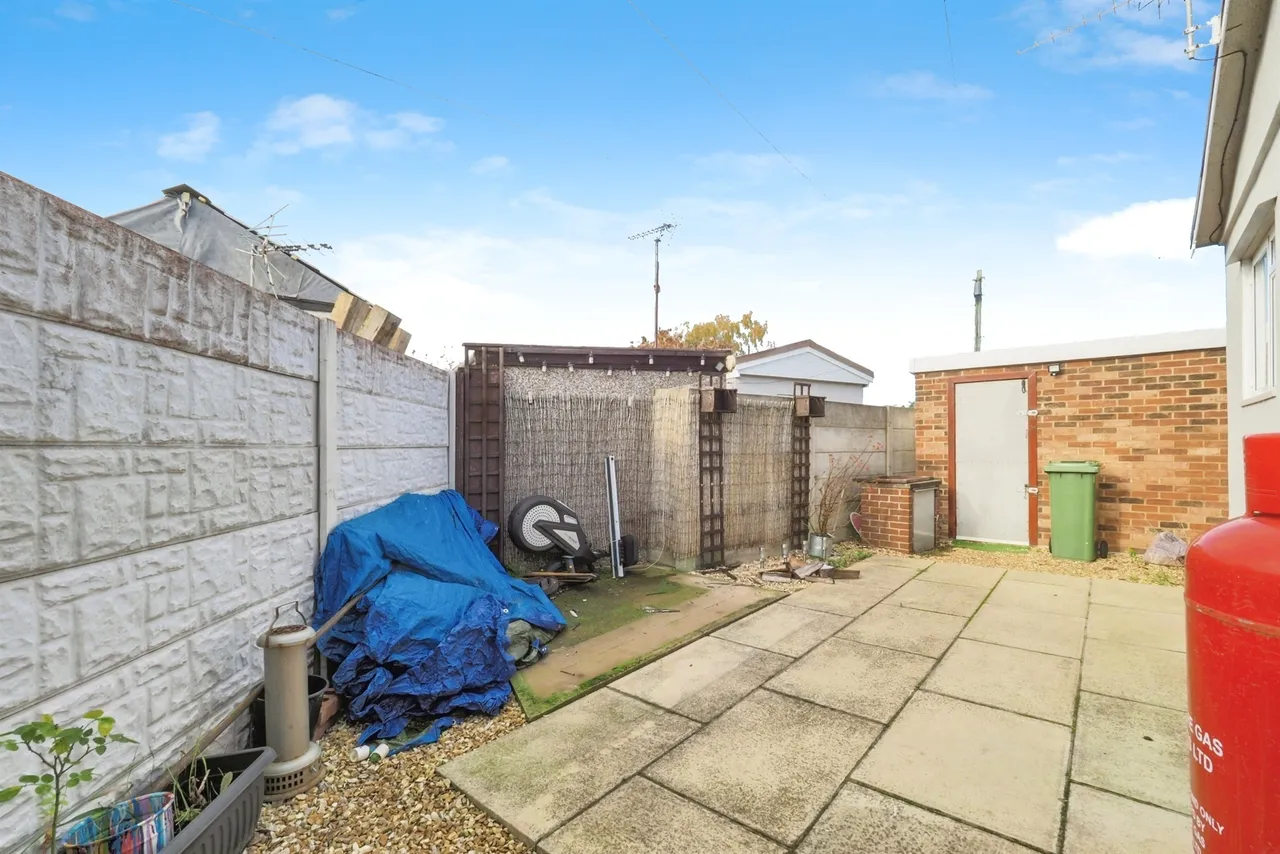 Cedar Avenue, Charnwood Park Estate, Scunthorpe, photo 12