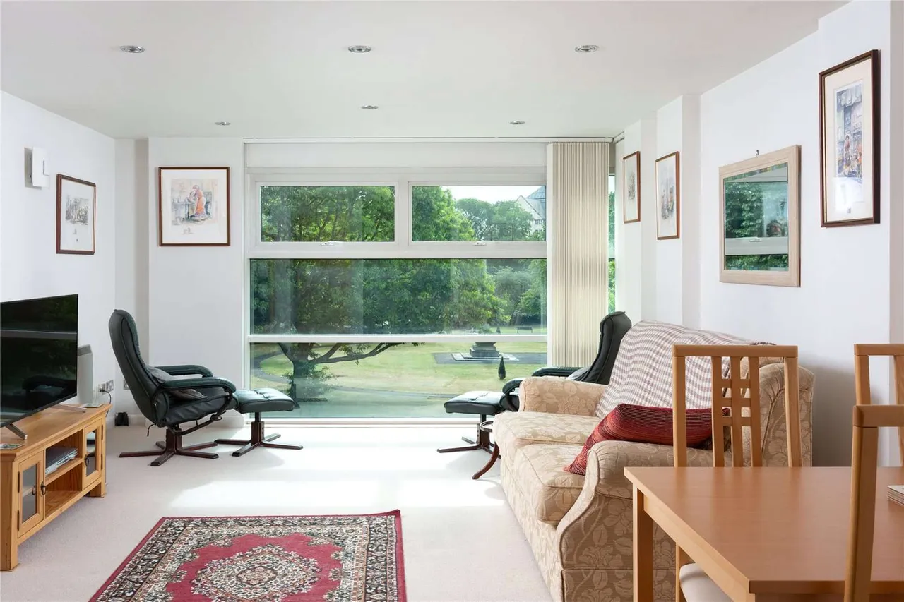 Westgate Apartments, Leeman Road, York, North Yorkshire, YO26 4ZF, photo 3