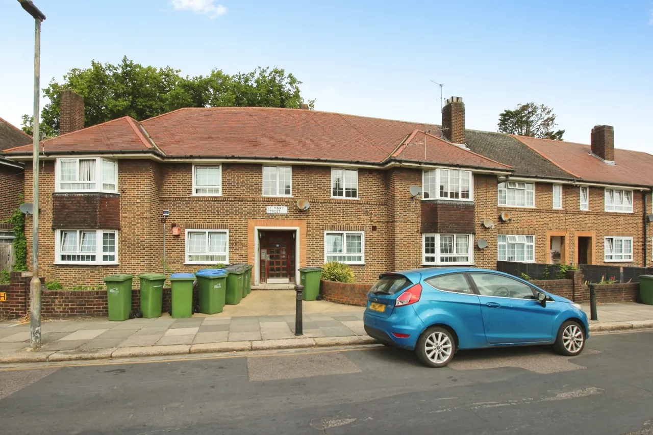 3 bed flat to rent — St Mary Street, Woolwich