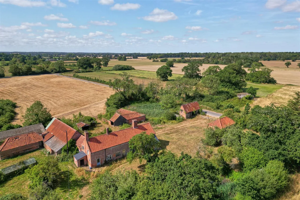 Southwell Road, Stoven, NR34, photo 10
