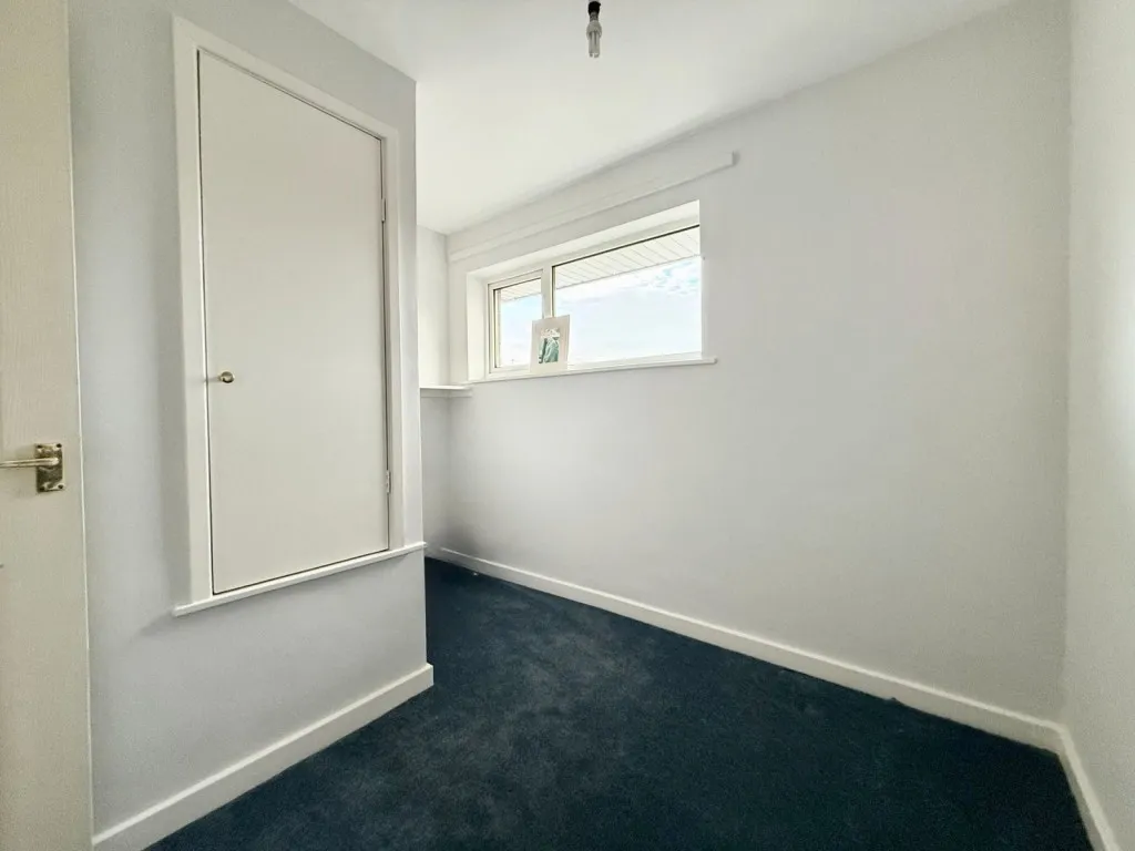 McBride Way, LS22, photo 9