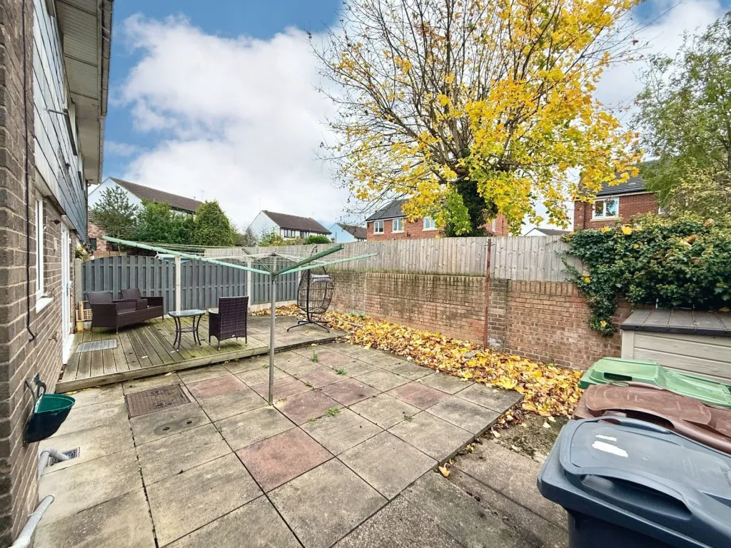 McBride Way, LS22, photo 11