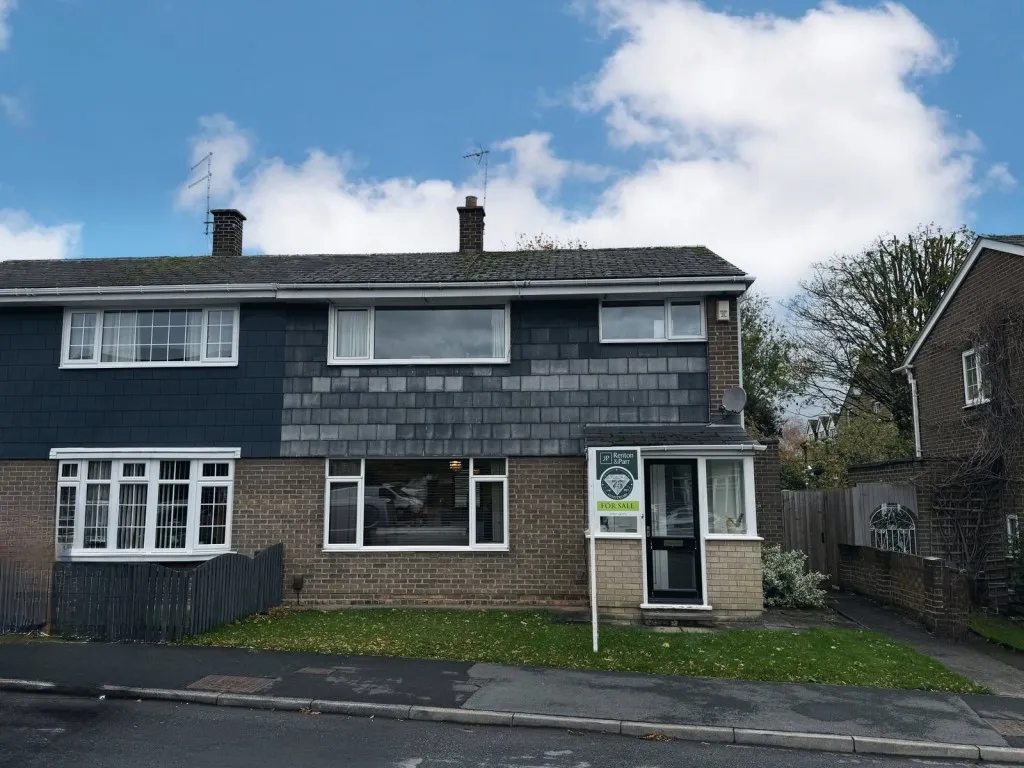 McBride Way, LS22, photo 15