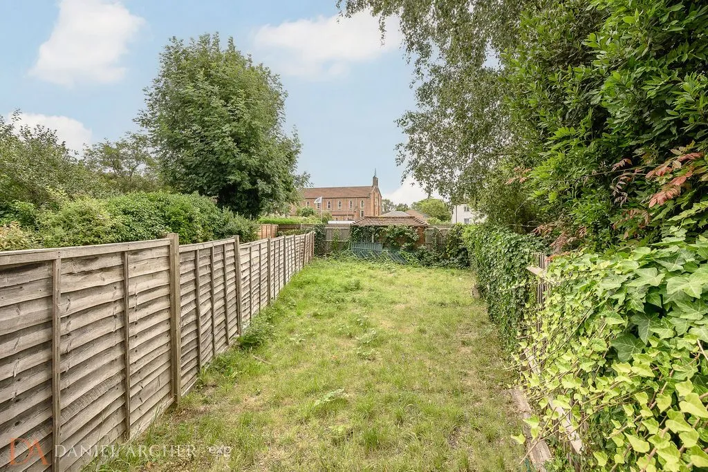 Cambridge Road, West Wimbledon, SW20, photo 12