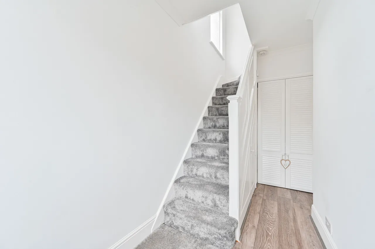 17 Warland Road, London, photo 5