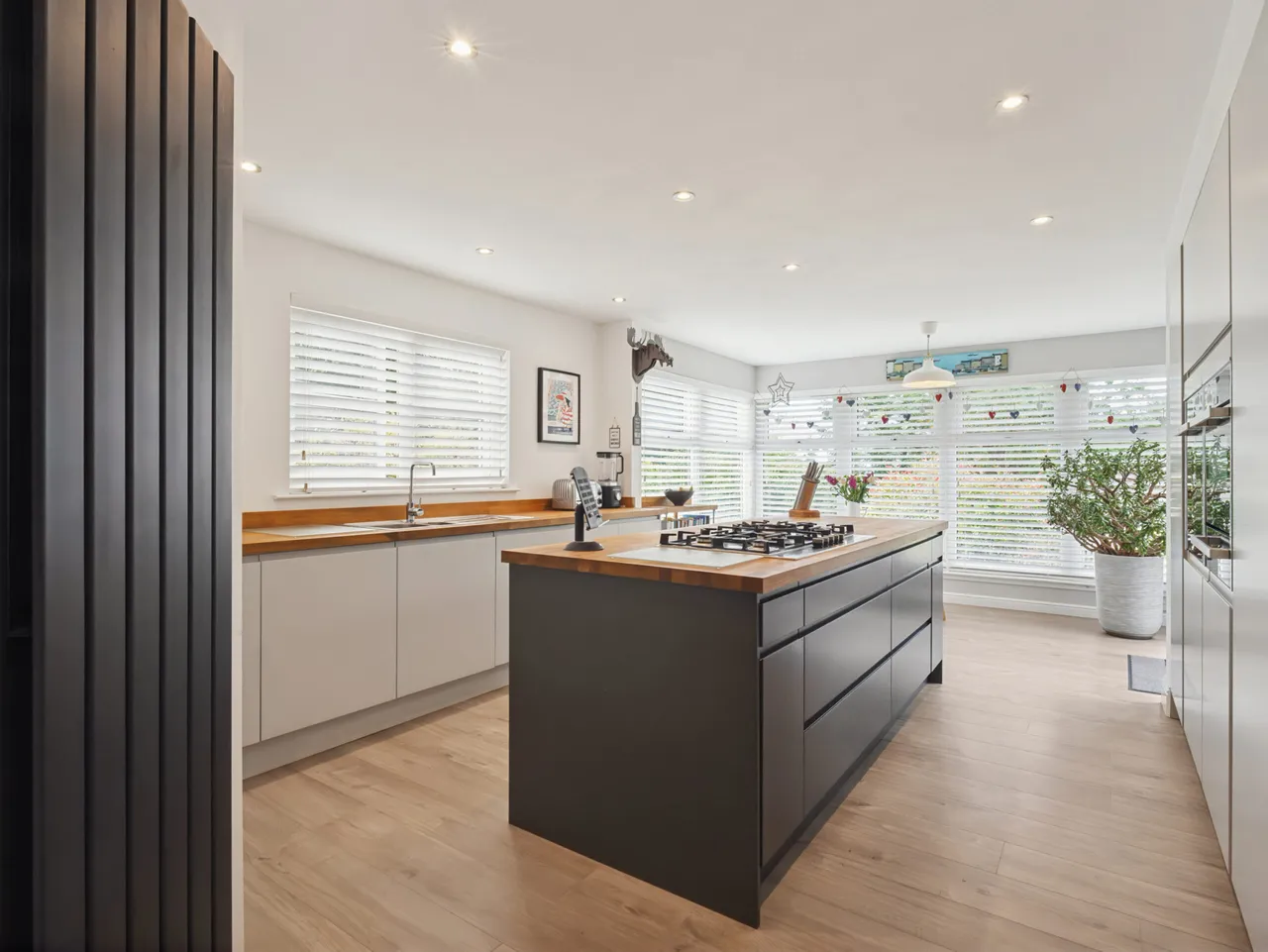 28 Greek Thomson Road, Balfron, G63 0RE, photo 8