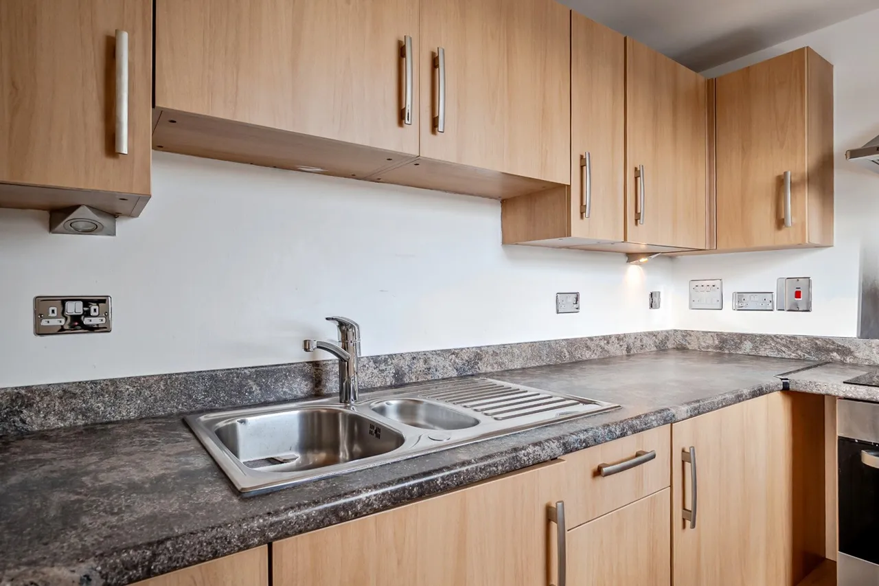 Bournemouth Road, SE15, photo 15
