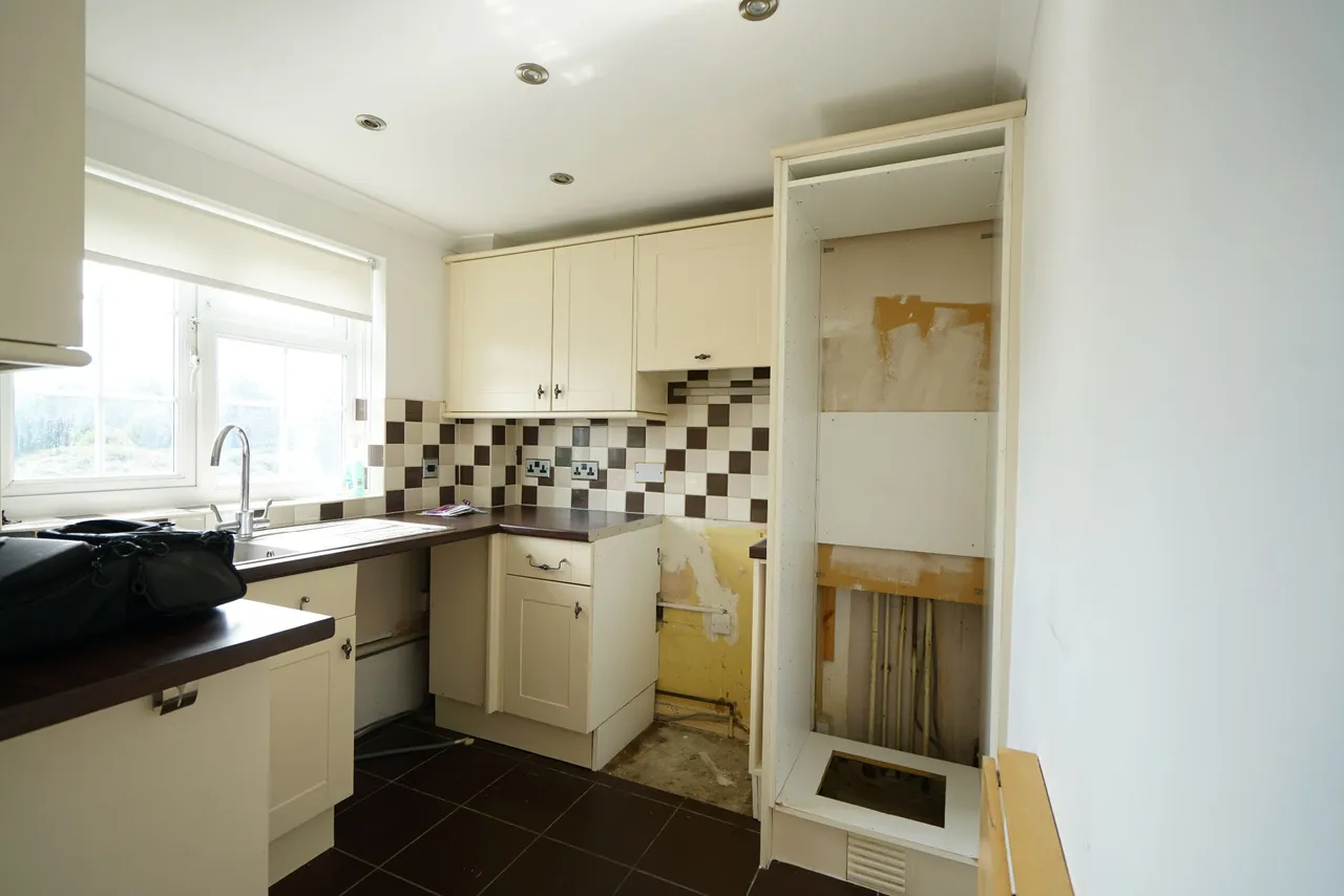 Cherry Tree Close, Grays, Essex, RM17 6JA, photo 4