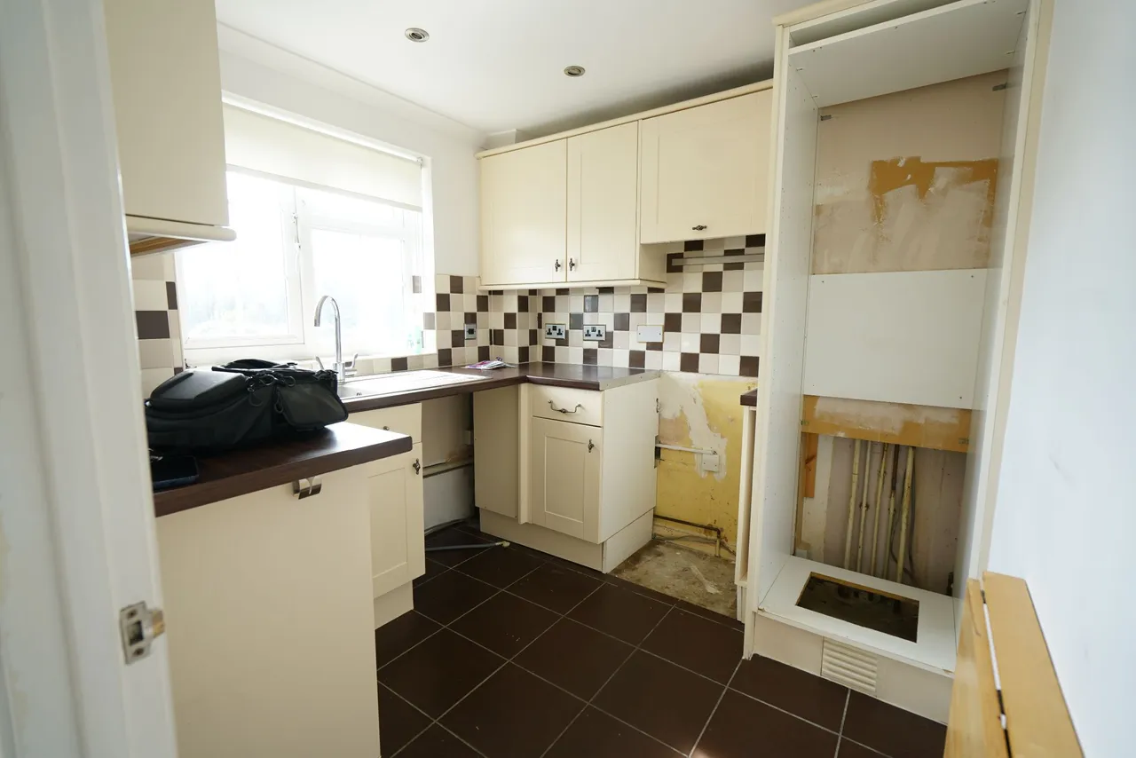 Cherry Tree Close, Grays, Essex, RM17 6JA, photo 5