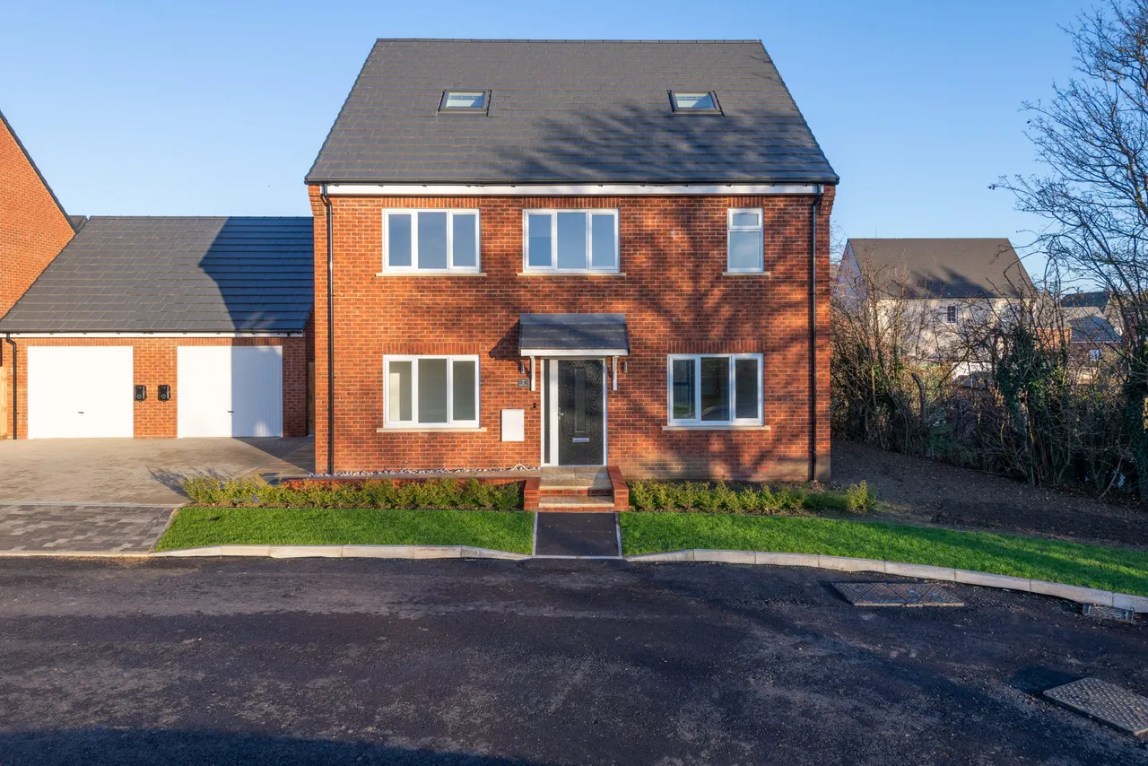 5 bed house for sale — PLOT 7, Blackberry Close, Great Barford, MK44 3JF