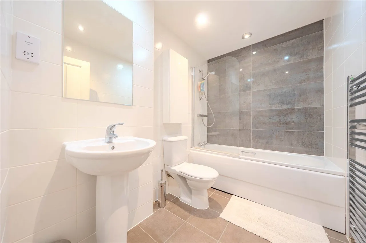 Oak Park Terrace, Leeds, LS16, photo 10