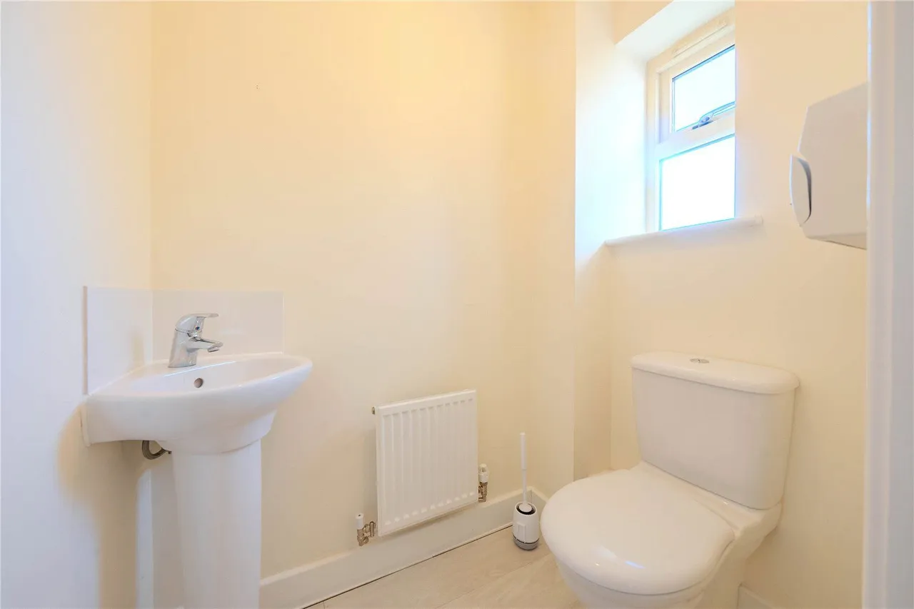Oak Park Terrace, Leeds, LS16, photo 12