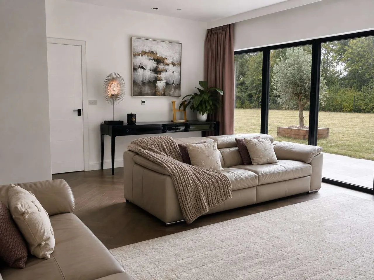 D'Abernon Chase, Oxshott, KT22, photo 12