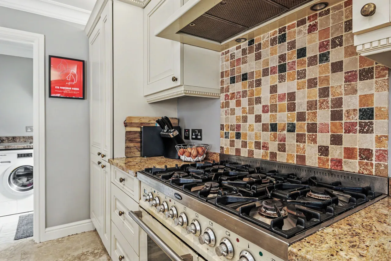 Millfield, Sedgeberrow, WR11, photo 9