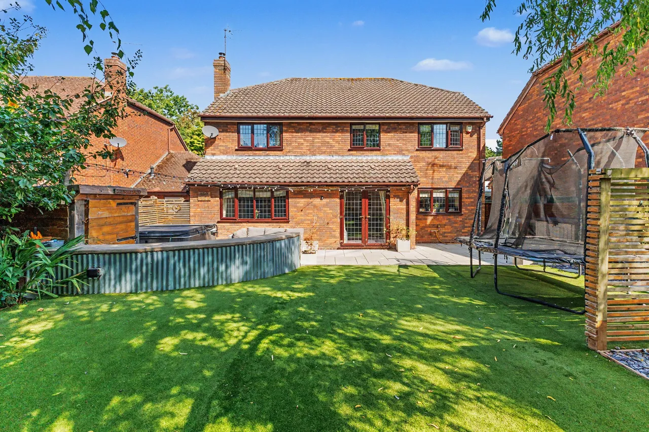 Millfield, Sedgeberrow, WR11, photo 4