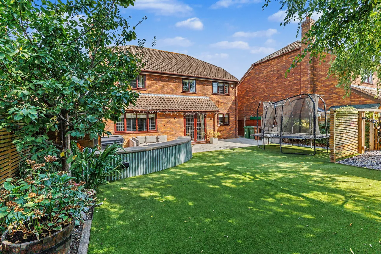 Millfield, Sedgeberrow, WR11, photo 36