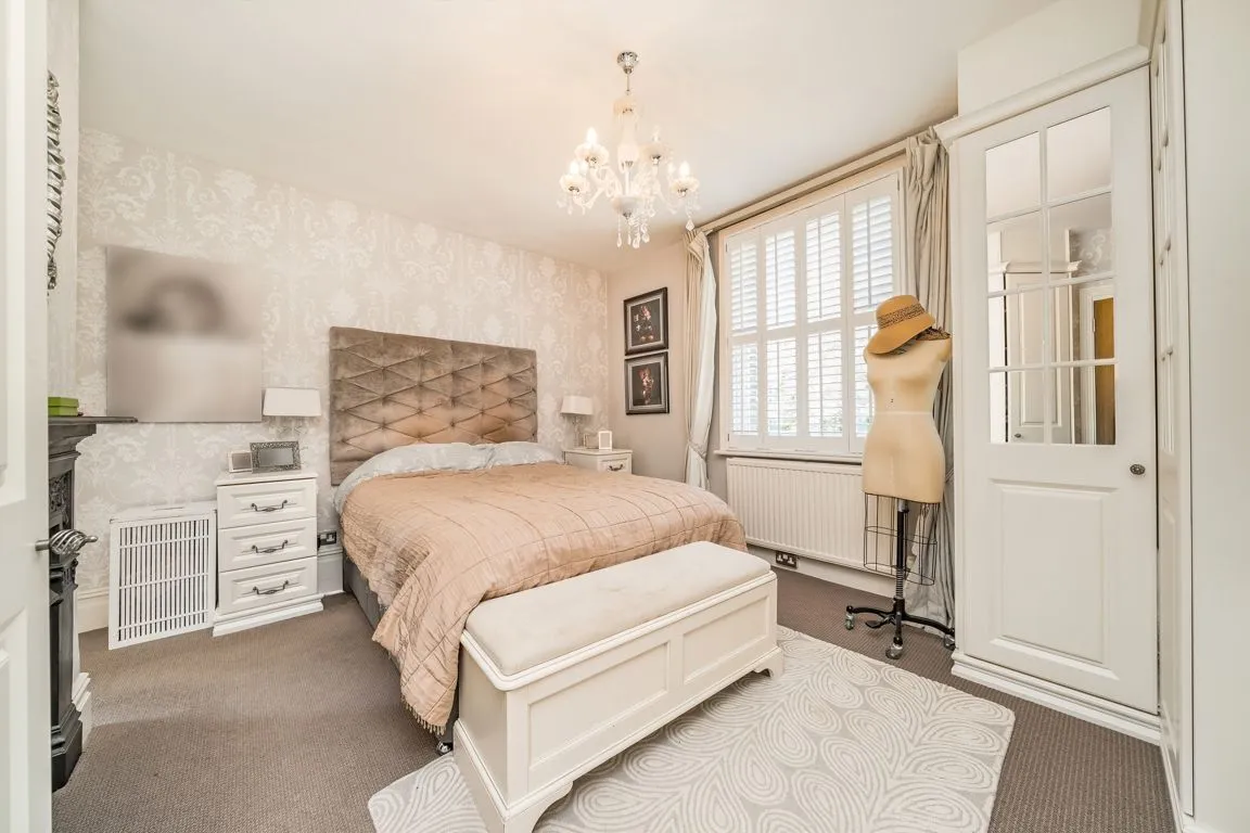 Moor Lane, Staines-Upon-Thames, TW19, photo 11