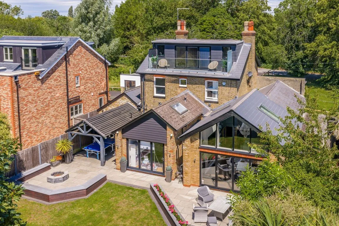 Moor Lane, Staines-Upon-Thames, TW19, photo 15