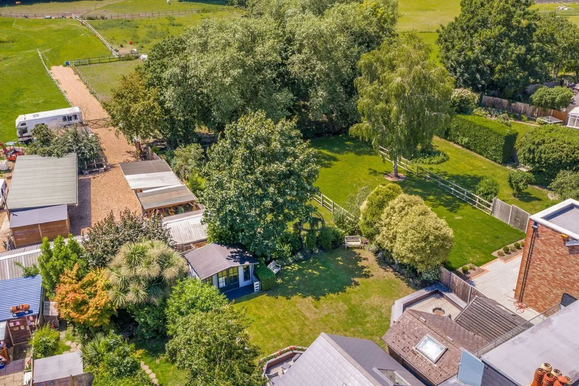 Moor Lane, Staines-Upon-Thames, TW19, photo 16