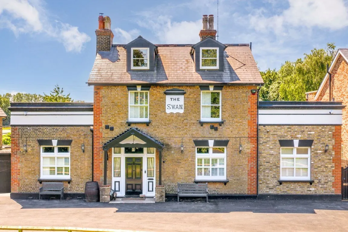 Moor Lane, Staines-Upon-Thames, TW19, photo 17