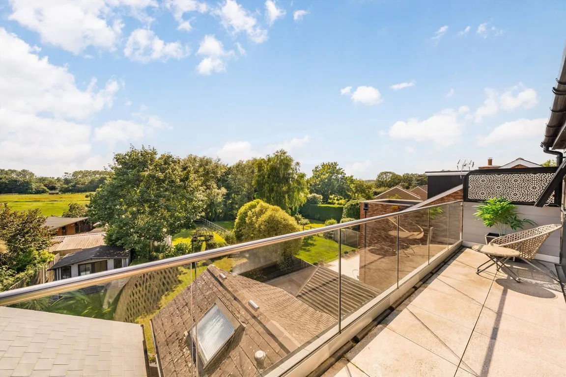 Moor Lane, Staines-Upon-Thames, TW19, photo 10
