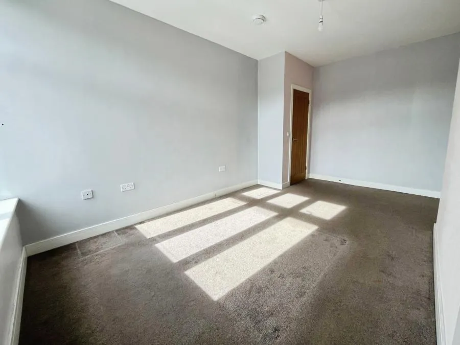 Madeira Road, Totland Bay, PO39, photo 6