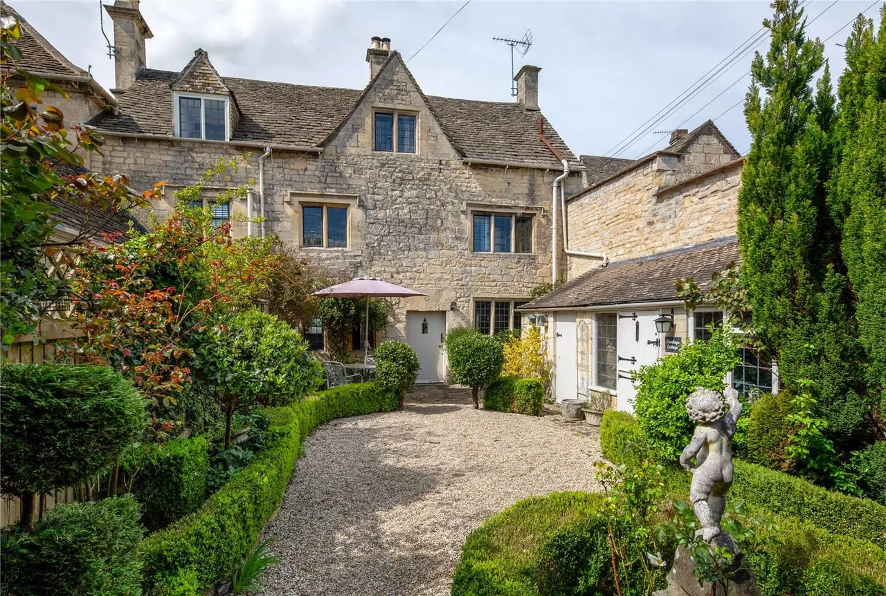 St. Marys Street, Painswick, Stroud, Gloucestershire, GL6 6QB, photo 2