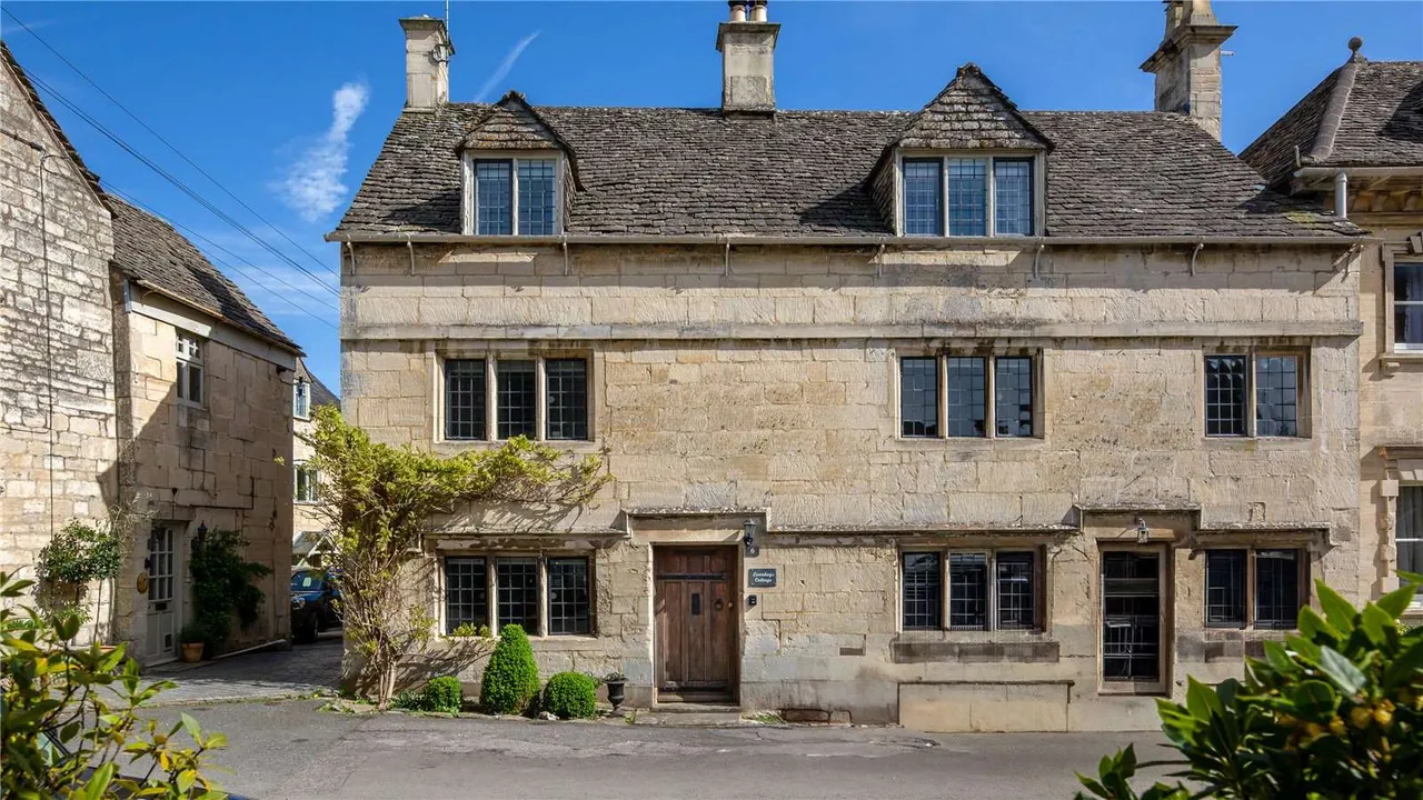 3 bed house for sale — St. Marys Street, Painswick, Stroud, Gloucestershire, GL6 6QB