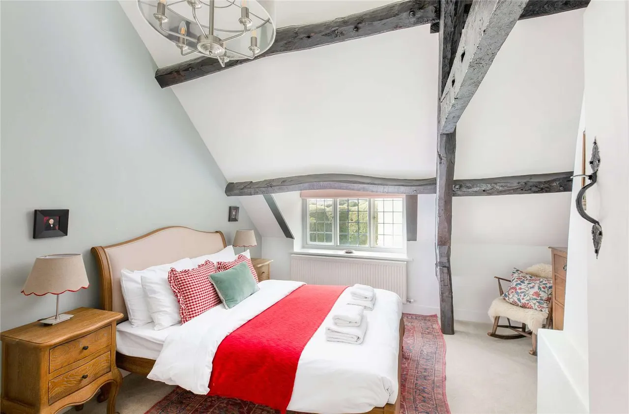 St. Marys Street, Painswick, Stroud, Gloucestershire, GL6 6QB, photo 11