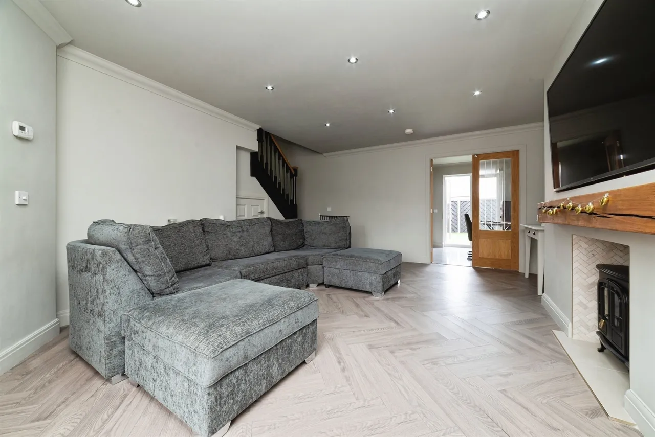 Paddock Way, Kingswood, HULL, photo 5