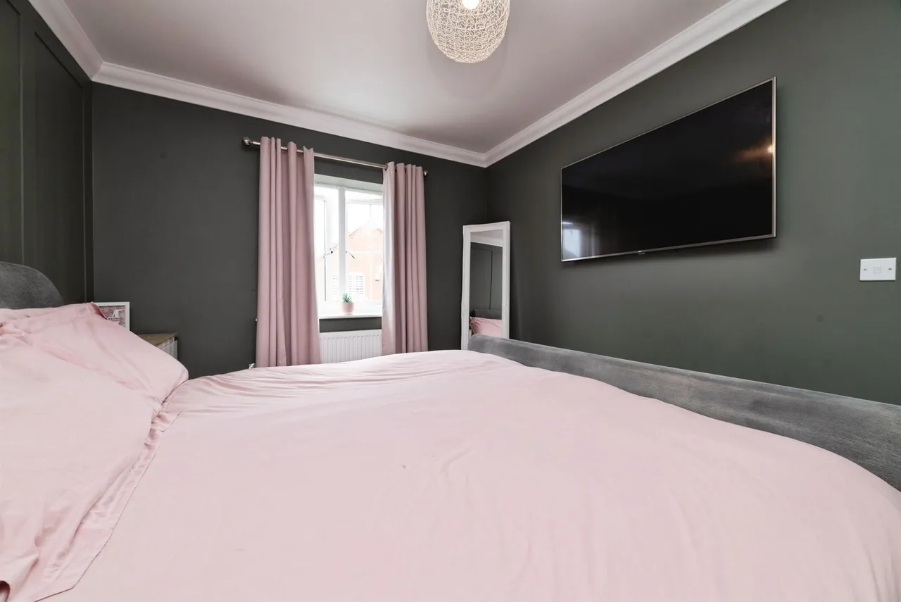 Paddock Way, Kingswood, HULL, photo 11