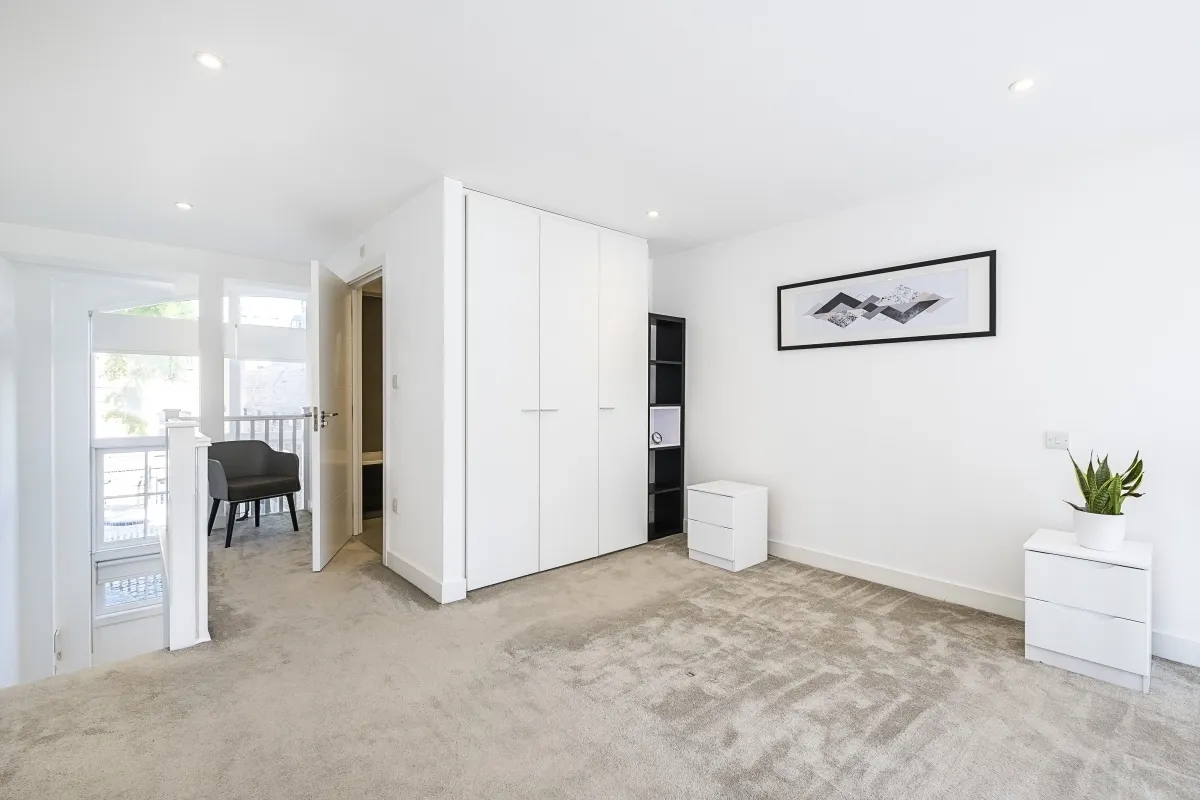 Clyde Square, E14, photo 6