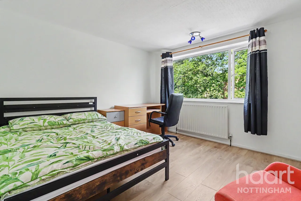 Forsythia Gardens, Old Lenton, NG7, photo 12