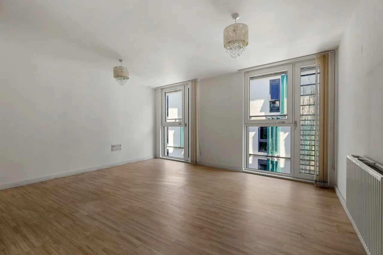 22 Lucent House, 11 Hardwicks Square, London, Greater London, SW18 4GS, photo 4