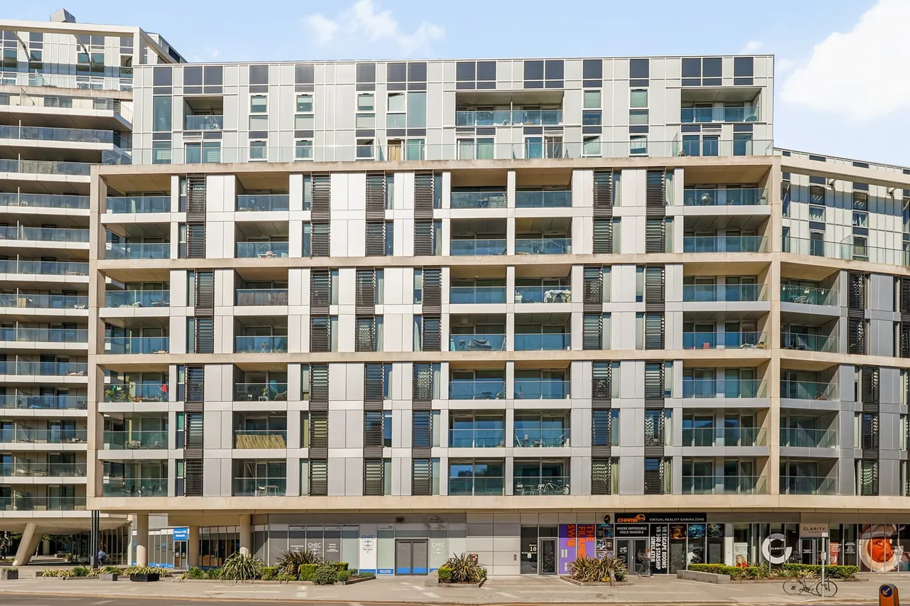 22 Lucent House, 11 Hardwicks Square, London, Greater London, SW18 4GS, photo 2