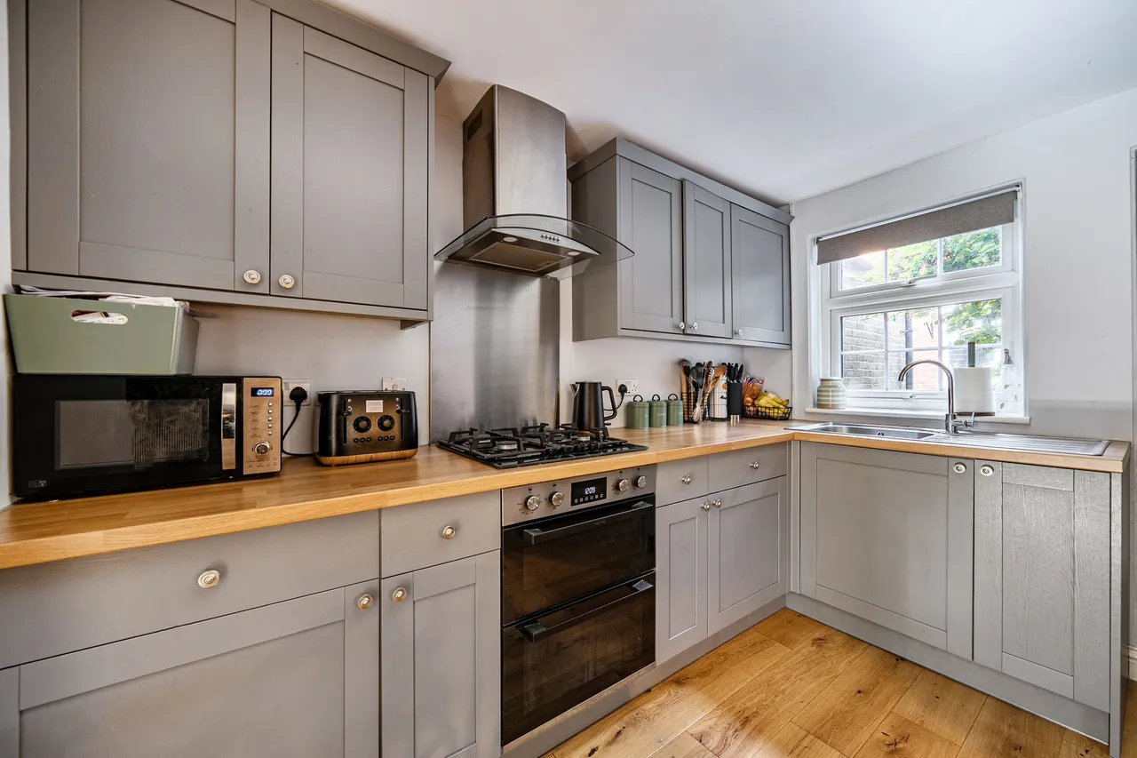 Lion Lane, Haslemere, GU27, photo 8