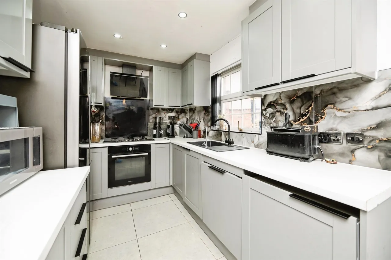 Limes Road, Dudley, DY1, photo 10