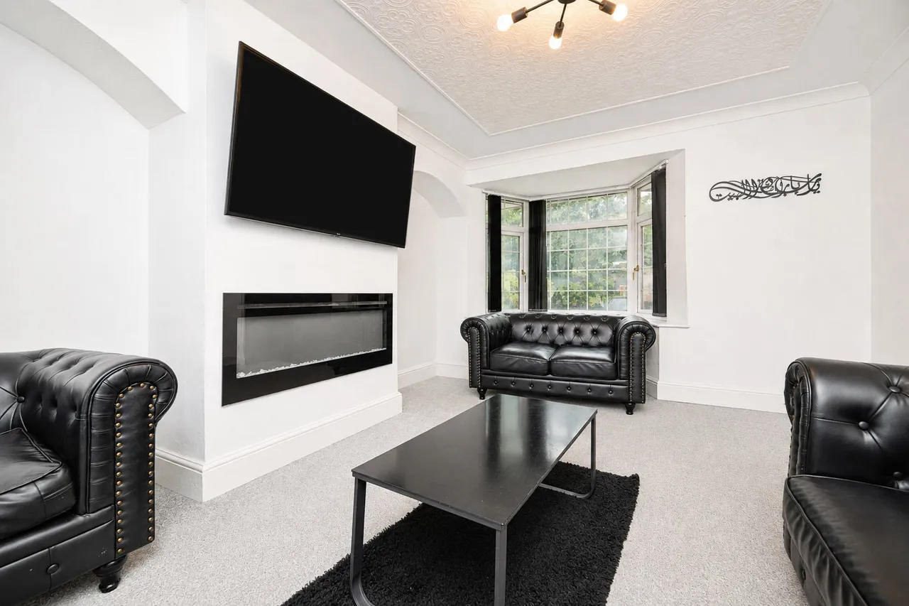 Limes Road, Dudley, DY1, photo 2