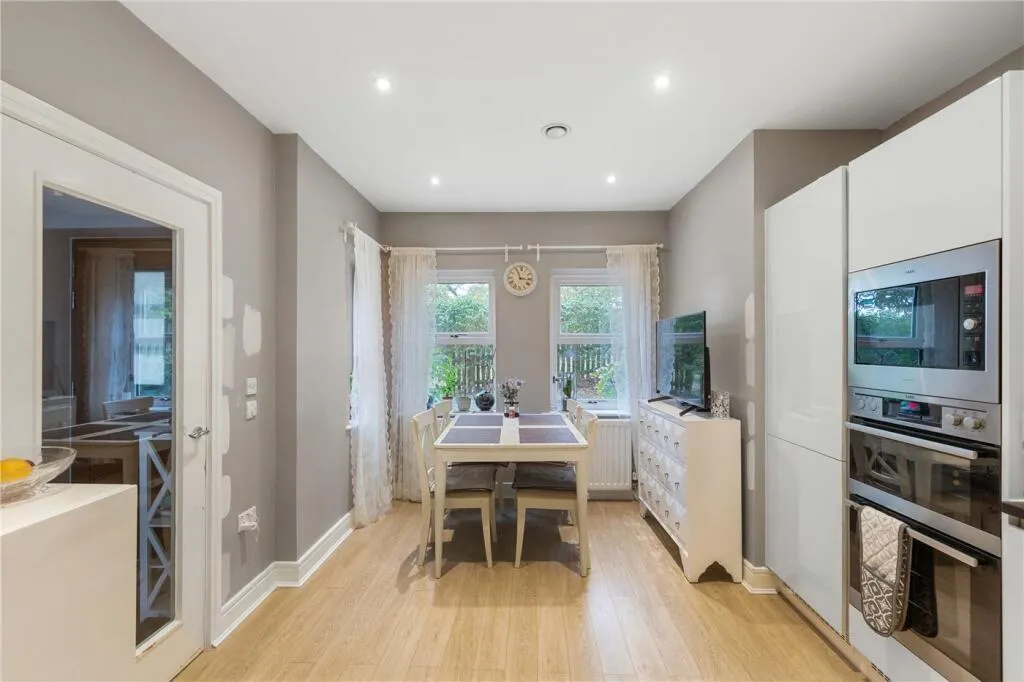 Kinsale Close, Millbrook Park, NW7 1FN, photo 6