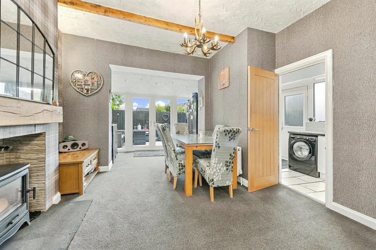 Westfield Avenue, Oakes, HD3, photo 4