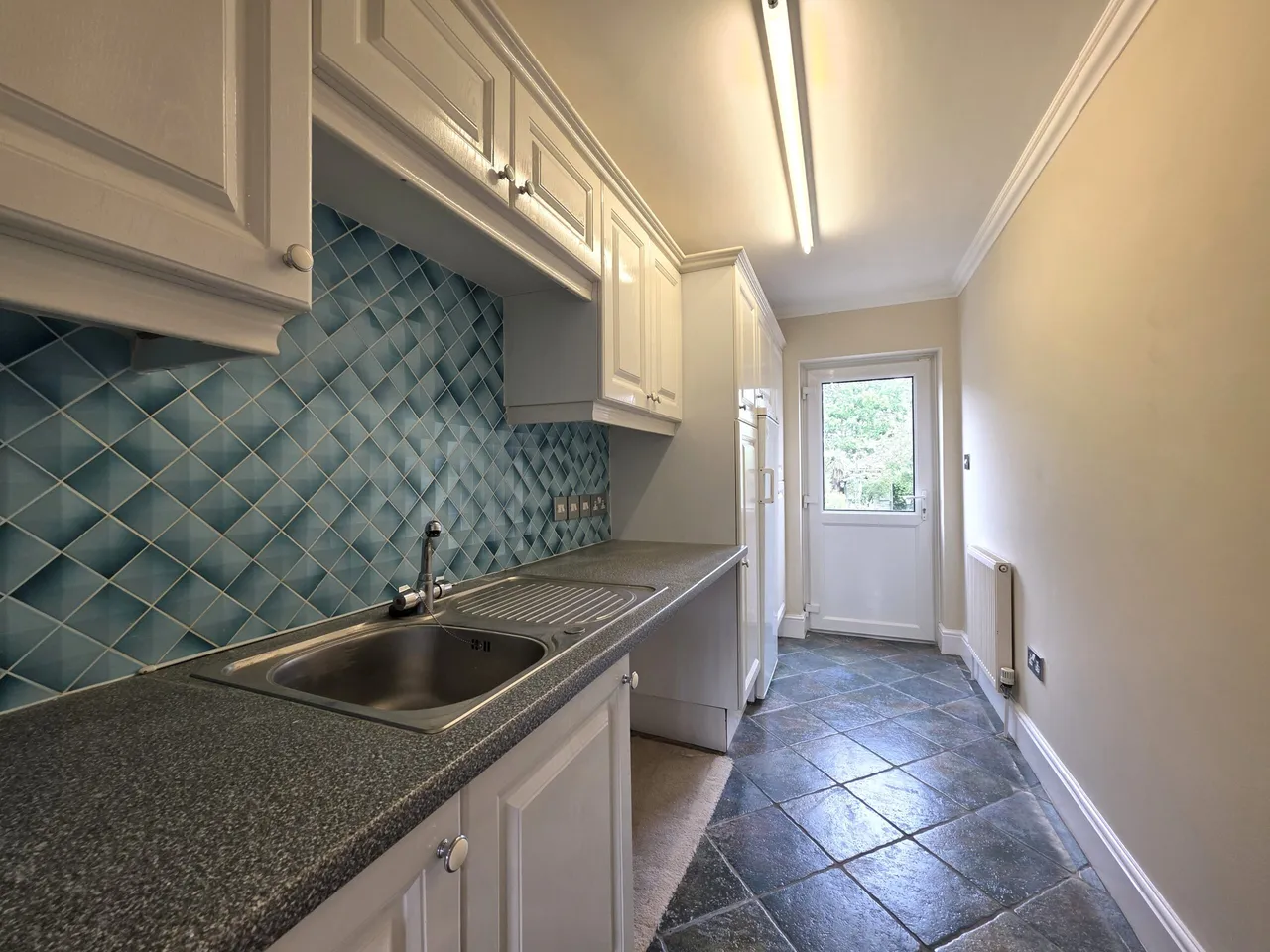 Bury St Edmunds, Suffolk, IP33 3SD, photo 6