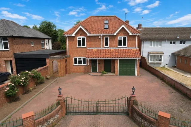 5 bed house to rent — Bury St Edmunds, Suffolk, IP33 3SD