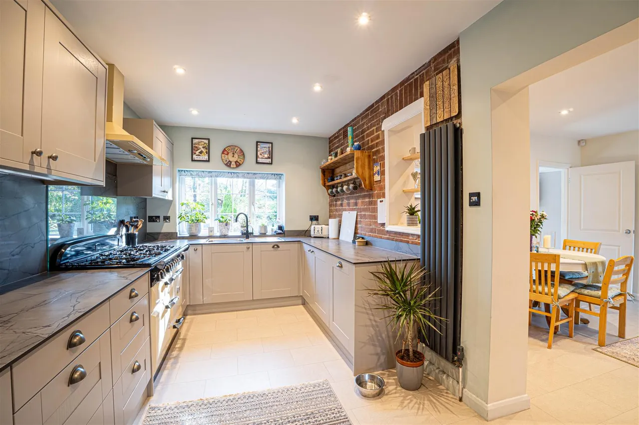 Westfield Lane, St. Leonards-on-sea, photo 17