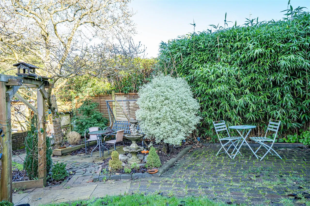 Westfield Lane, St. Leonards-on-sea, photo 43