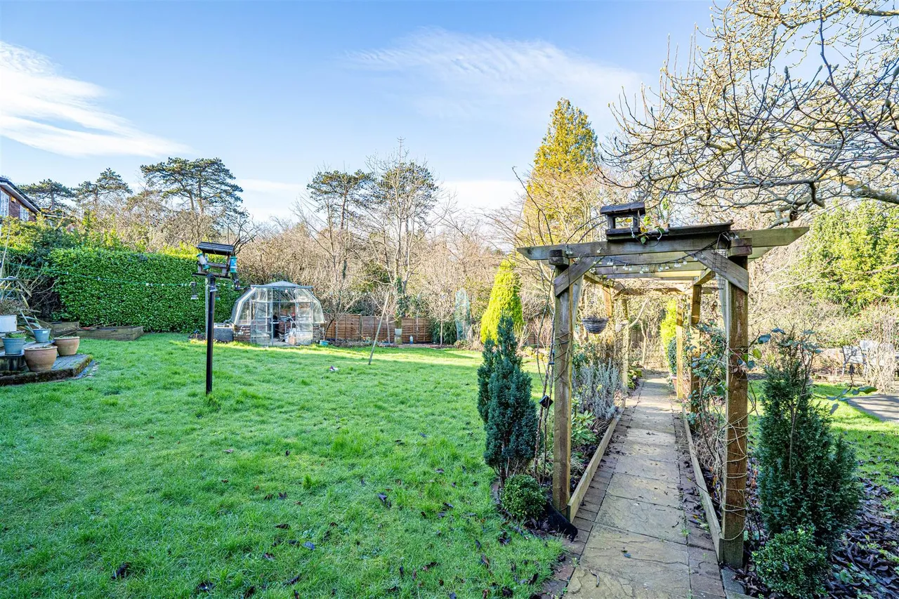 Westfield Lane, St. Leonards-on-sea, photo 19