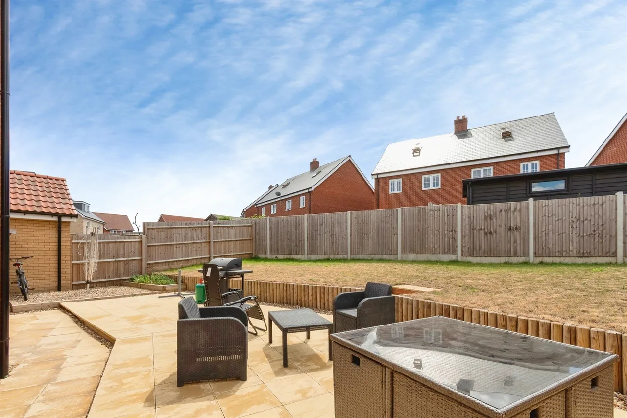 Bitterns Road, Thurston, IP31, photo 17