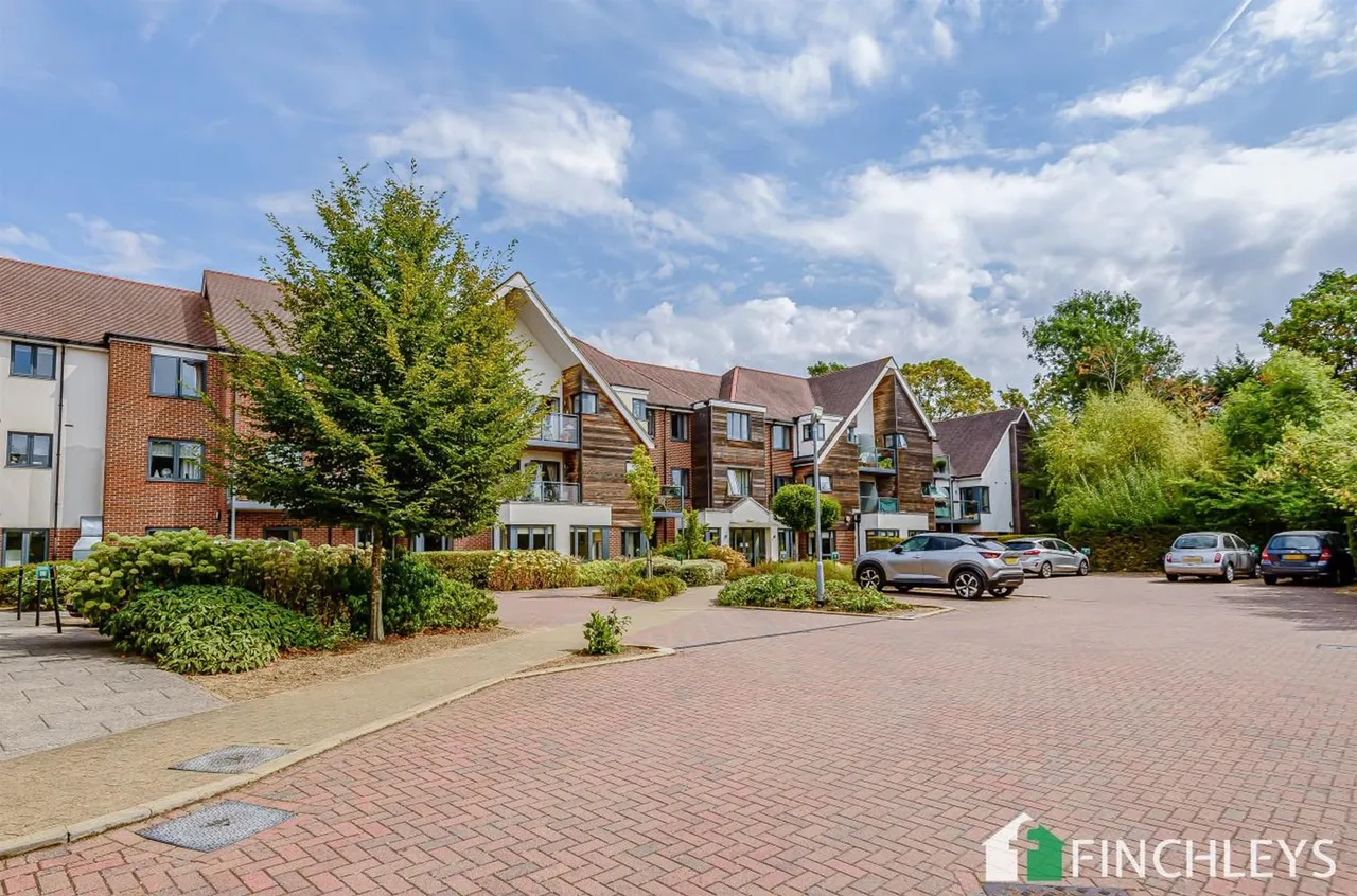 Darkes Lane, Potters Bar, EN6, photo 10