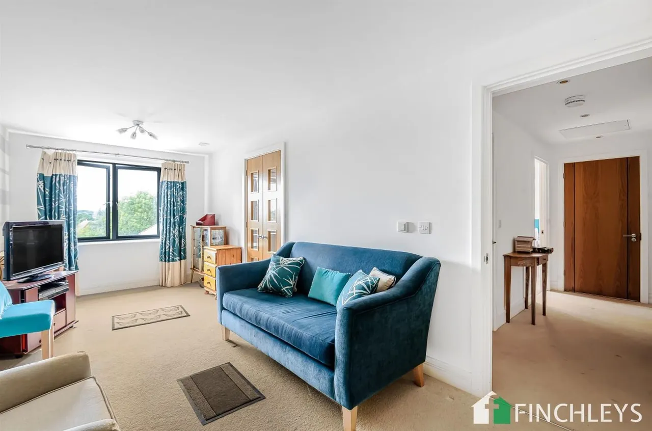 Darkes Lane, Potters Bar, EN6, photo 6