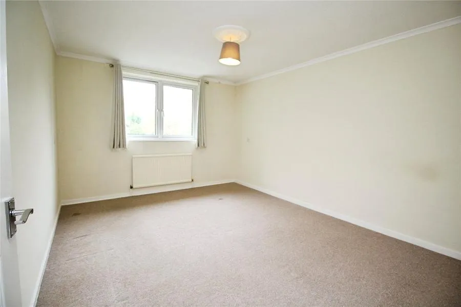 Sutcliffe Avenue, Oldbrook, MK6, photo 8